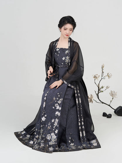 Ming Dynasty x Modern Hanfu: Floating Jade 浮玉生香 (Preorder)