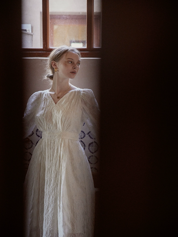 Ivory Blossom Reverie