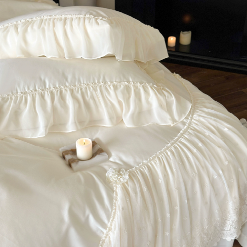 Romantic Parisian Lace Bedding Set