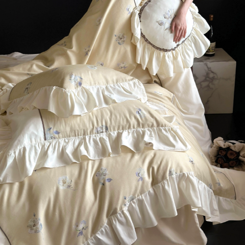 Sunlit Blossom Haven Bedding Set