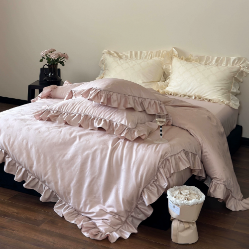 Charming Rose Garden Bedding Set