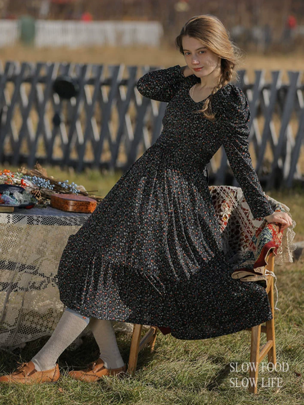 Navy Blossom in Retro Dress