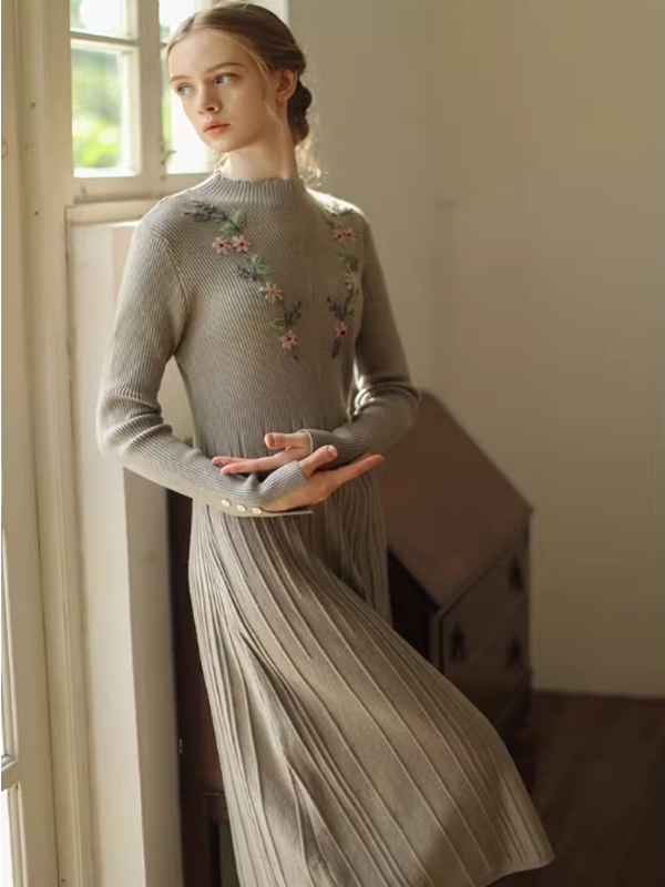 Elegant Blossom Pleats Dress