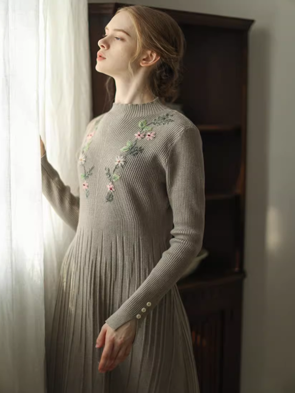Elegant Blossom Pleats Dress