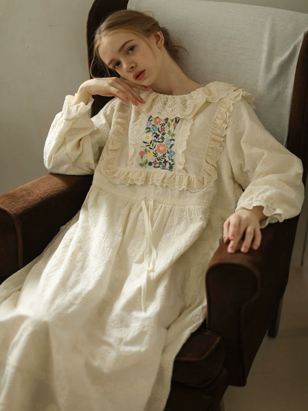 Sunlit Floral Lace Dress