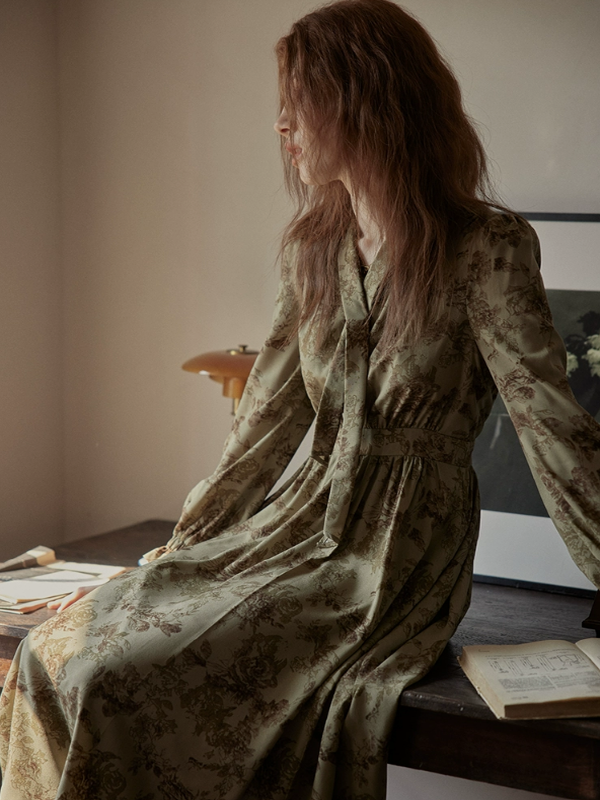 Vintage Floral Enchantress Dress