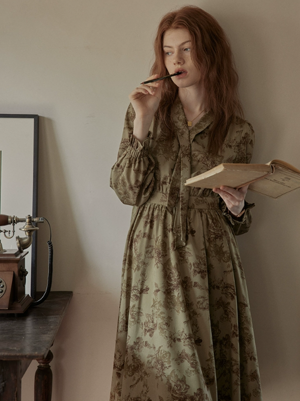 Vintage Floral Enchantress Dress