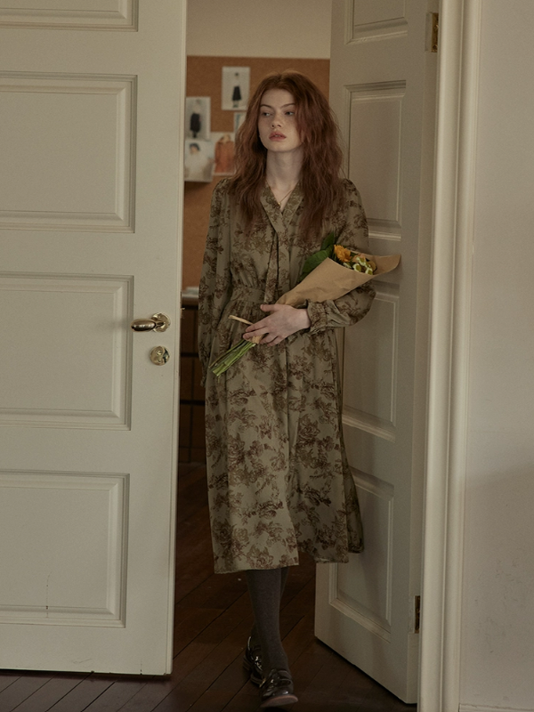 Vintage Floral Enchantress Dress