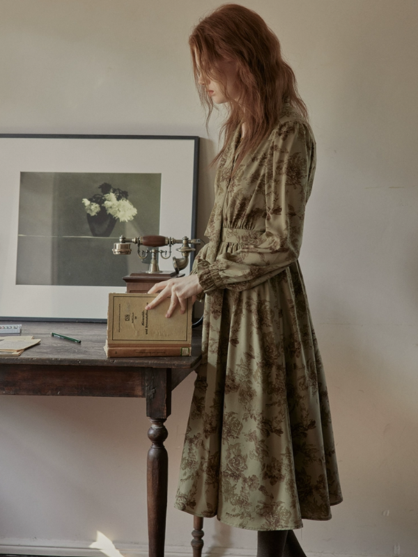 Vintage Floral Enchantress Dress