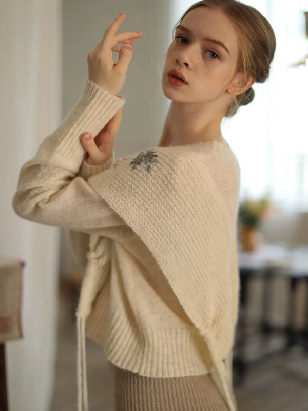 Embroidered Floral V-Neck Sweater