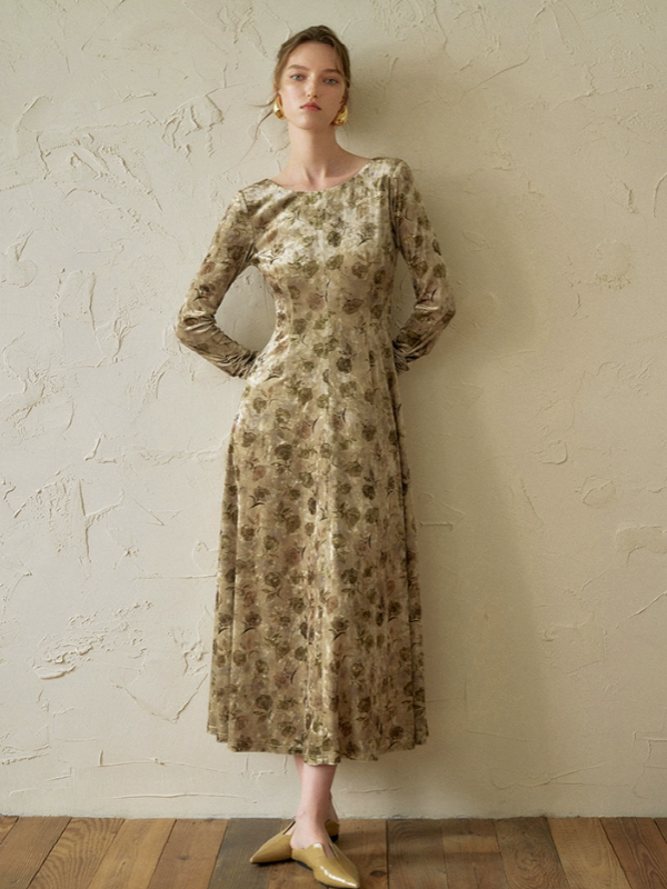 Velvet Blossom Elegance