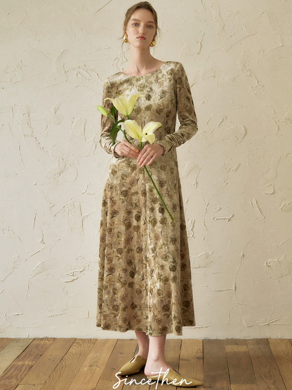 Velvet Blossom Elegance