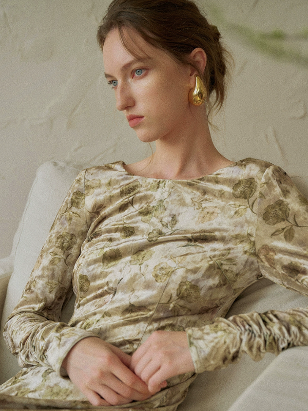 Velvet Blossom Elegance