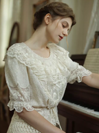Vintage Floral Embroidery Blouse