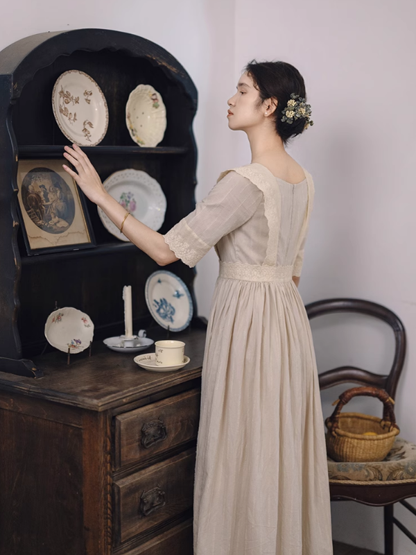 Retro Grace Ivory Dress