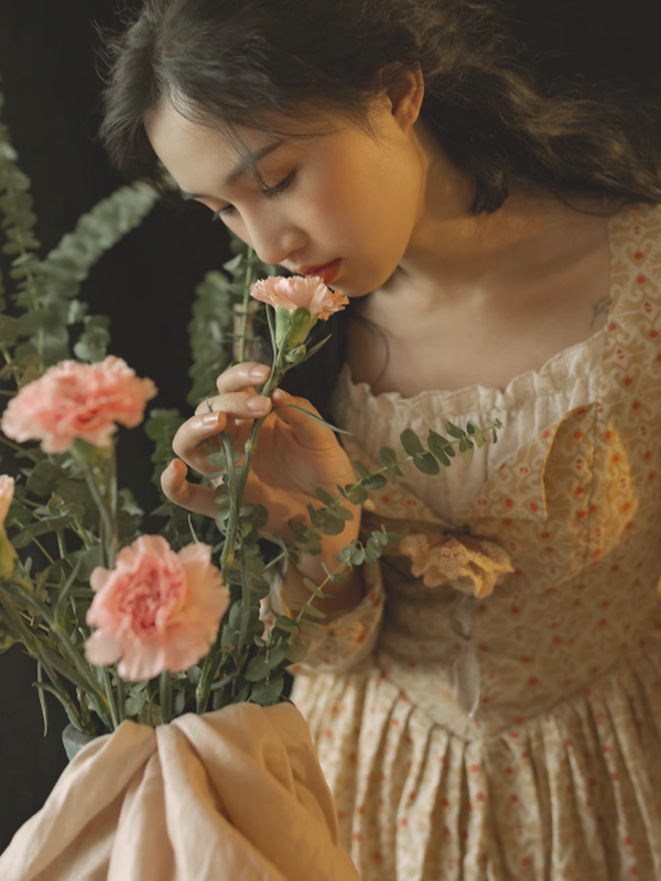 Lillian's Yellow Frill Dress