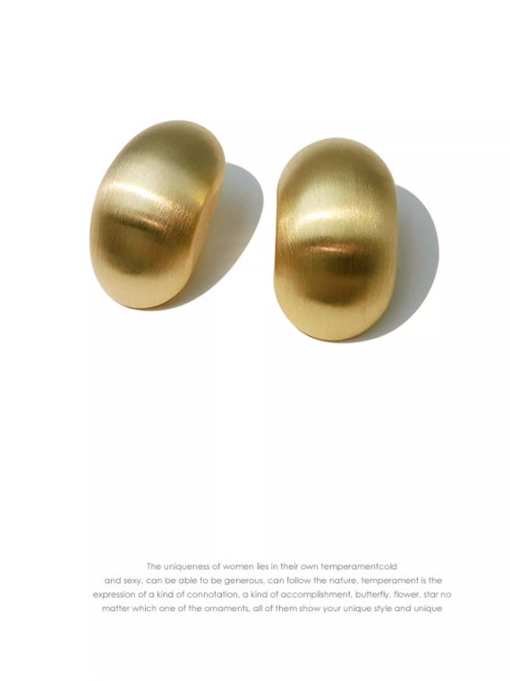 Golden Glow Vintage Dome Earrings