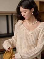 Romantic Flower Detail Knit Blouse