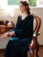 Retro Velvet Princess Nightgown