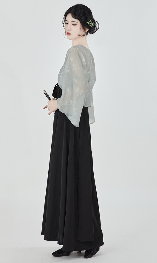 Modern Hanfu, Bernadette