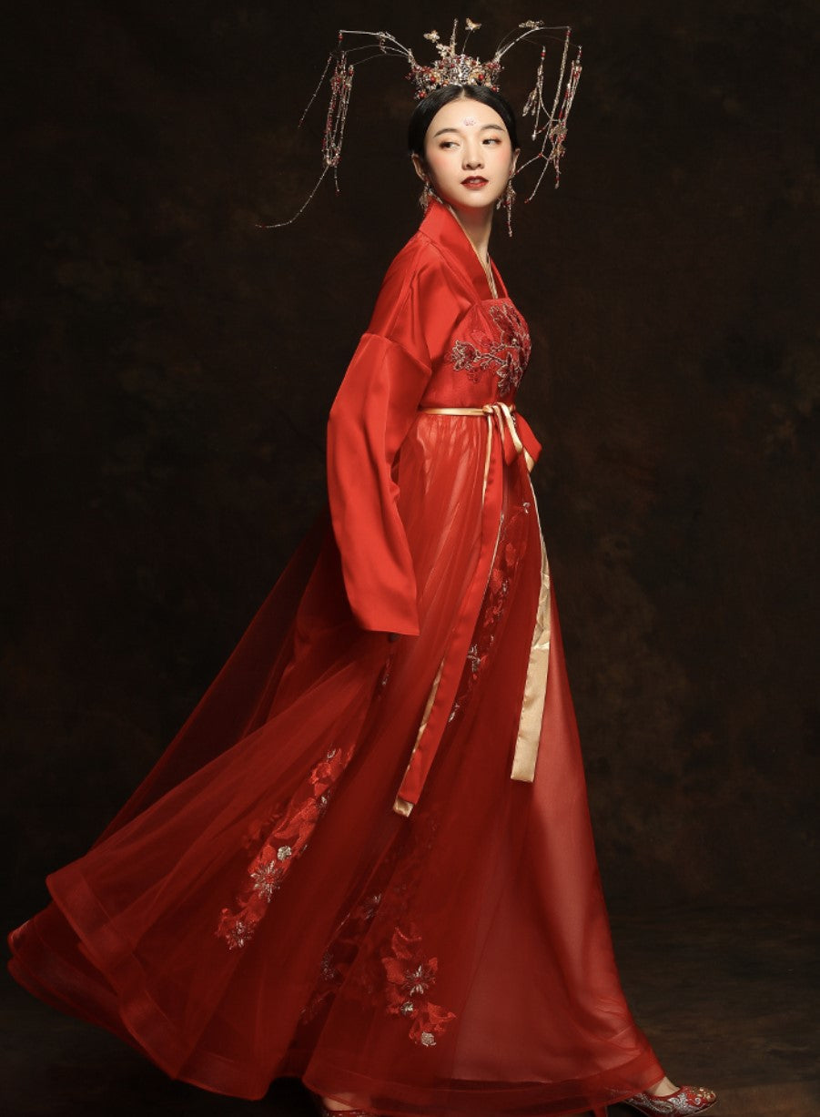The Modern Tang Dynasty Chinese Wedding Gown, Glory