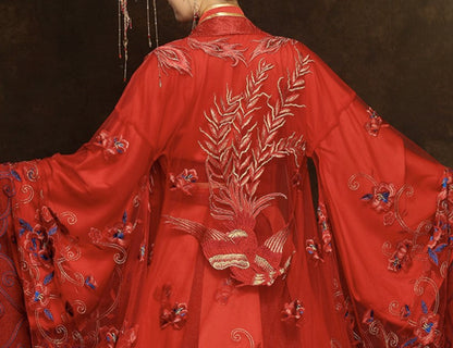 The Modern Chinese Wedding Gown, Luminous