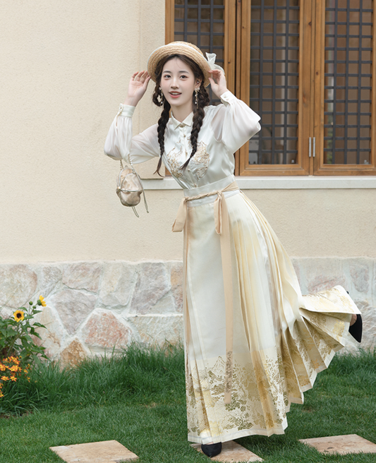 Ming Dynasty Modern Hanfu, Mamianqun, Moonlight (Preorder)