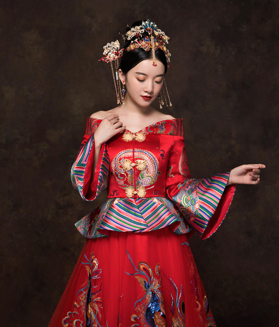 The Modern Chinese Wedding Gown, Bloom