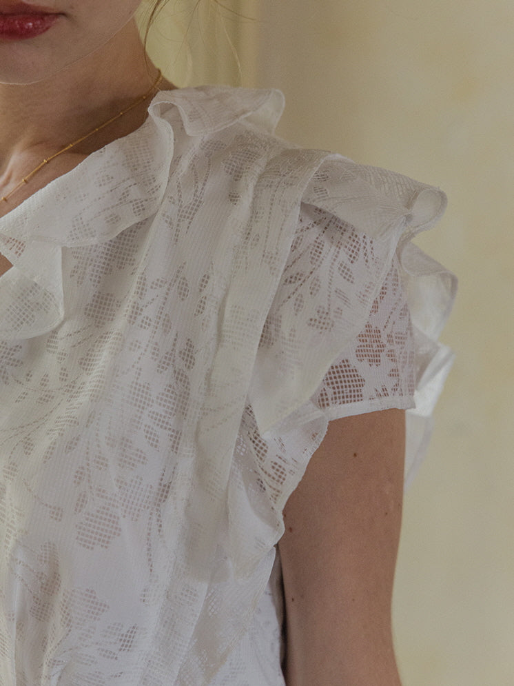 Amelila's Floral Breeze Blouse