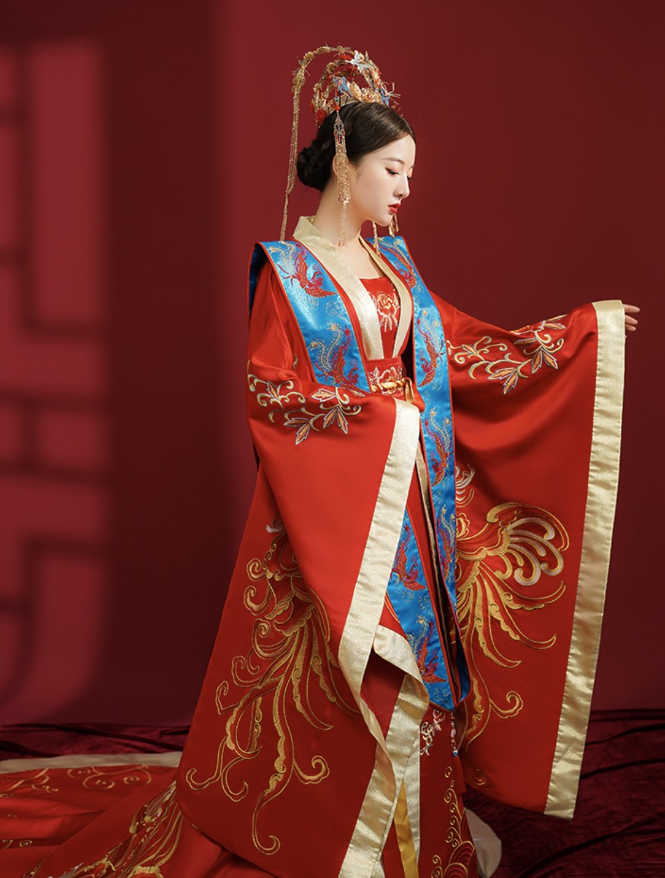 The Modern Chinese Wedding Gown, Faerie