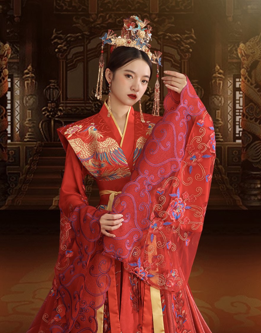 The Modern Chinese Wedding Gown, Royalty