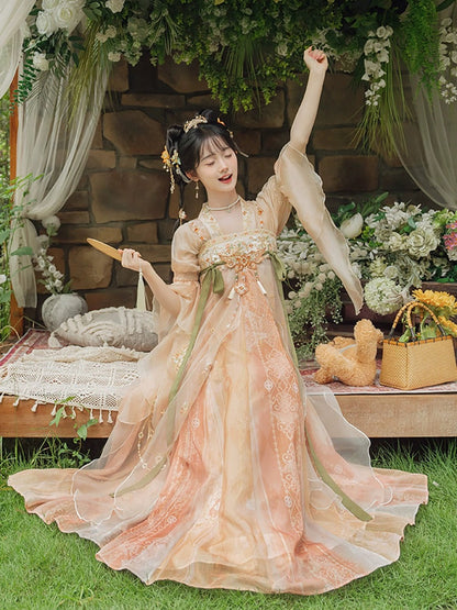 Tang Dynasty x Modern Hanfu: Wind Flower Transmission 风花传信 (Preorder)