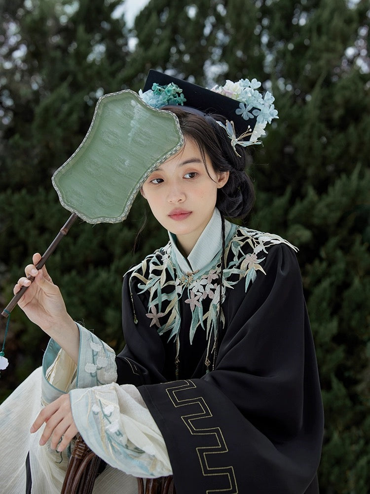 Cloud Collars: Flowing Bamboo