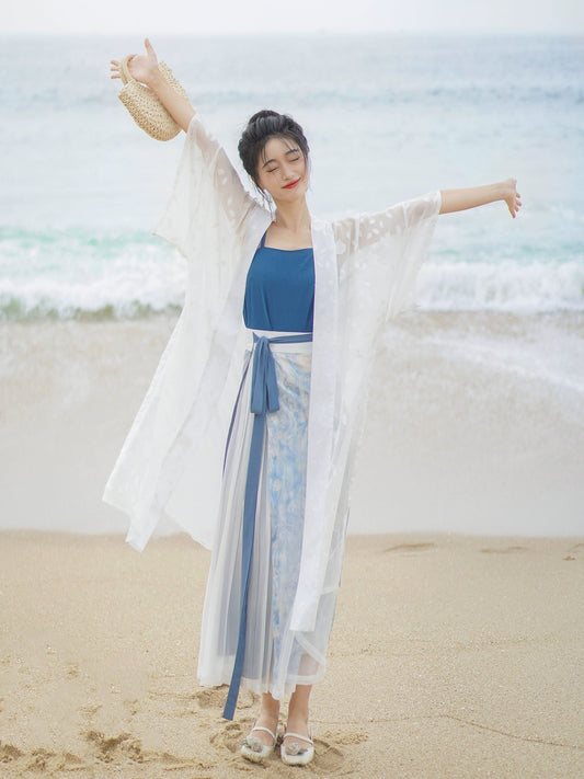 Song Dynasty x Modern Hanfu: Qianxi 浅溪 (Preorder)