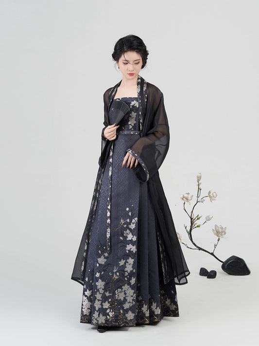 Ming Dynasty x Modern Hanfu: Floating Jade 浮玉生香 (Preorder)