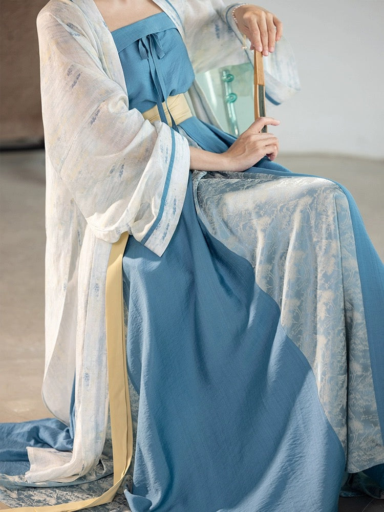 Song Dynasty x Modern Hanfu: Ayoma 青山醉 (Preorder)