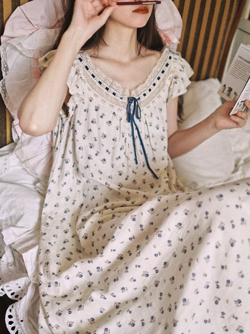 Bluebud Lace Ribbon Nightgown