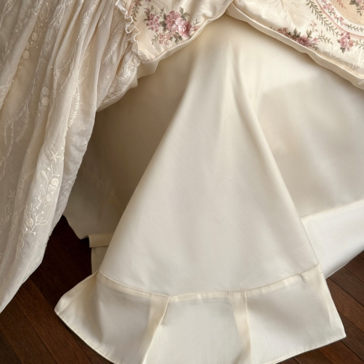 Vintage Cotton Embroidered Lace Bedding Set