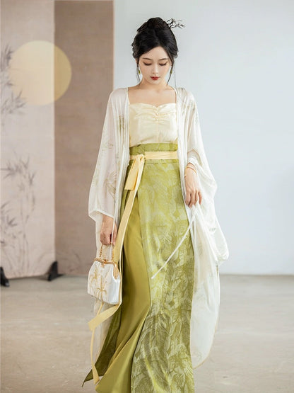 Song Dynasty x Modern Hanfu: Clear River 潇湘 (Preorder)
