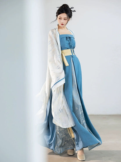 Song Dynasty x Modern Hanfu: Ayoma 青山醉 (Preorder)