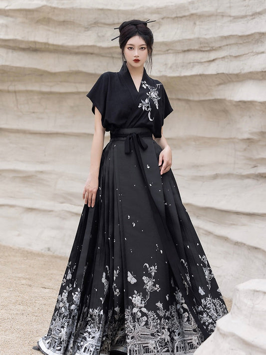 Ming Dynasty Modern Hanfu, Mamianqun, Helene (Preorder)