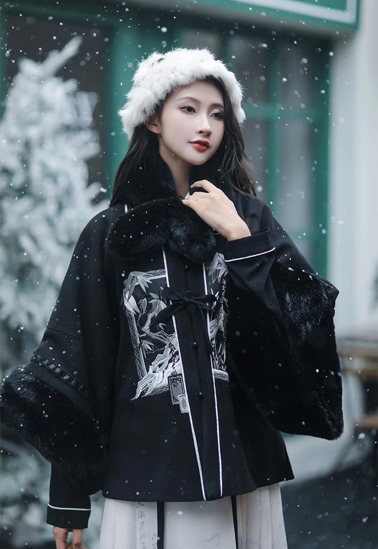 Ming Dynasty Modern Hanfu, Mamianqun, Picturesque (Preorder)