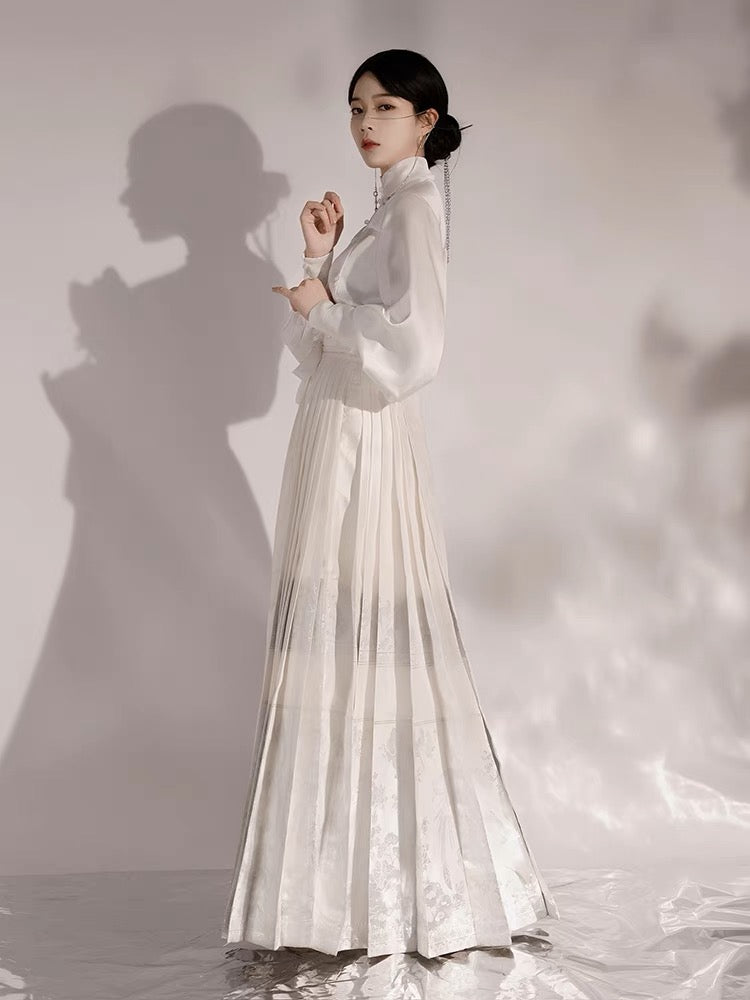 Ming Dynasty Modern Hanfu, Mamianqun, Chrome (Preorder)