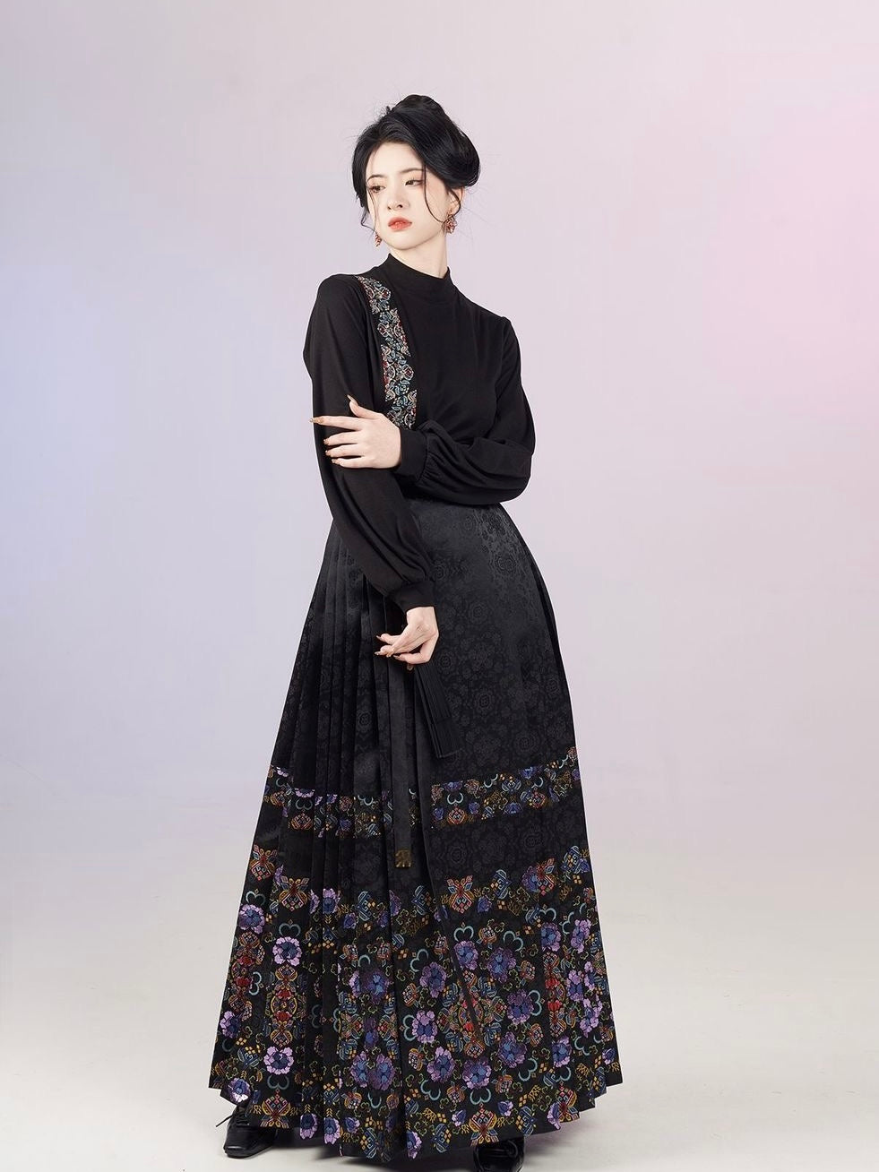 Night Fleur Modern Ming Style Hanfu x Mamian Skirt