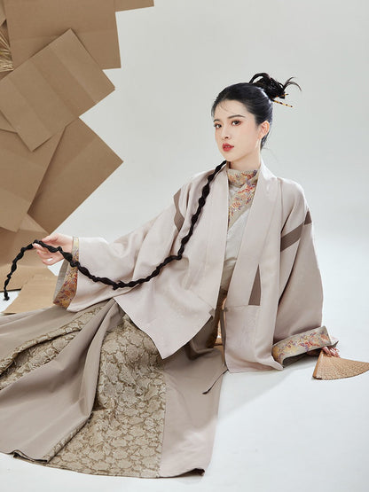 Modern Hanfu, Aruna