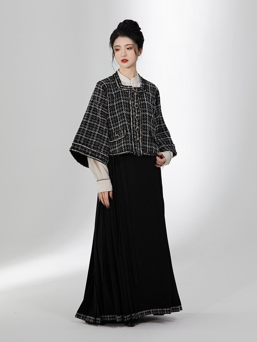 Ming Dynasty Modern Hanfu, Mamianqun, Clover (Preorder)