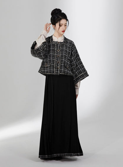 Ming Dynasty Modern Hanfu, Mamianqun, Clover (Preorder)
