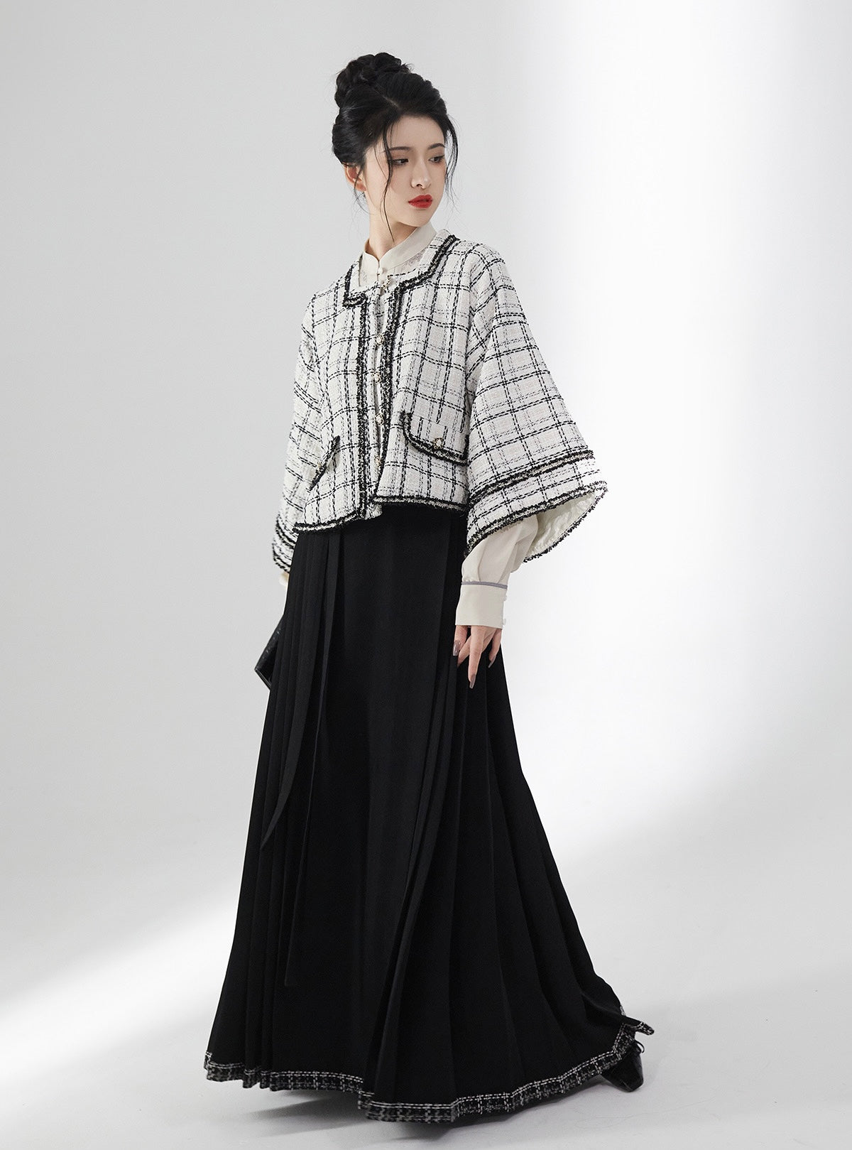 Ming Dynasty Modern Hanfu, Mamianqun, Clover (Preorder)