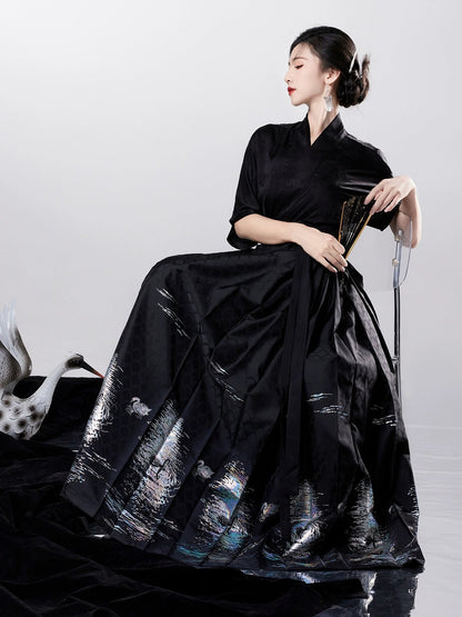 Luna Modern Ming Style Mamian Skirt Hanfu