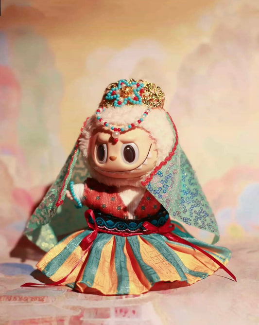 17cm Labubu Plush Doll Hanfu Outfit – Dunhuang Style